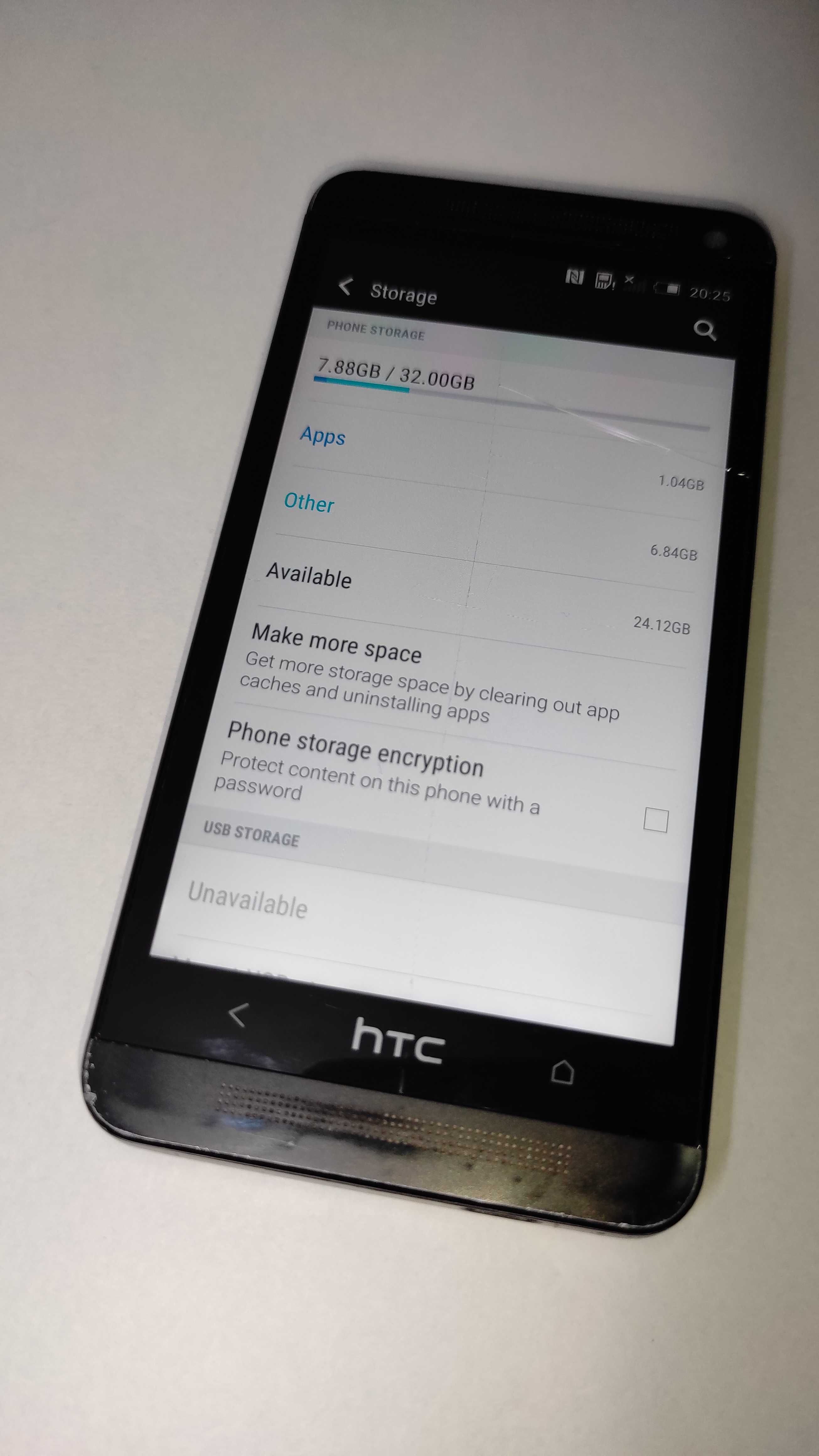 HTC One 2 GB / 32 GB 331