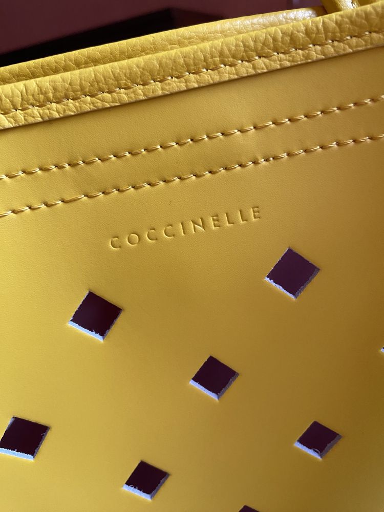 Шикарная сумка Coccinelle