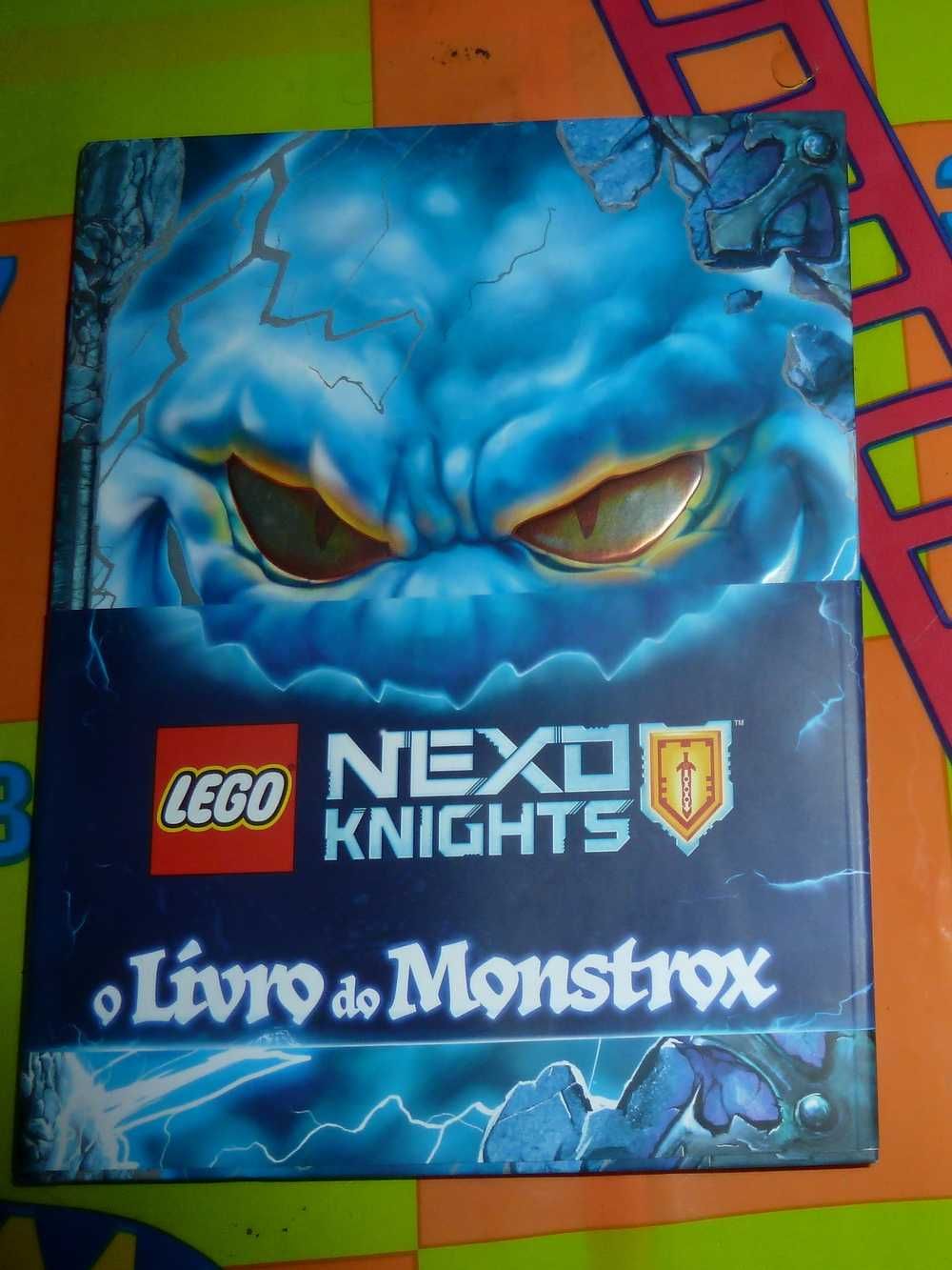 LEGO NEXO Knights: O Livro do Monstrox