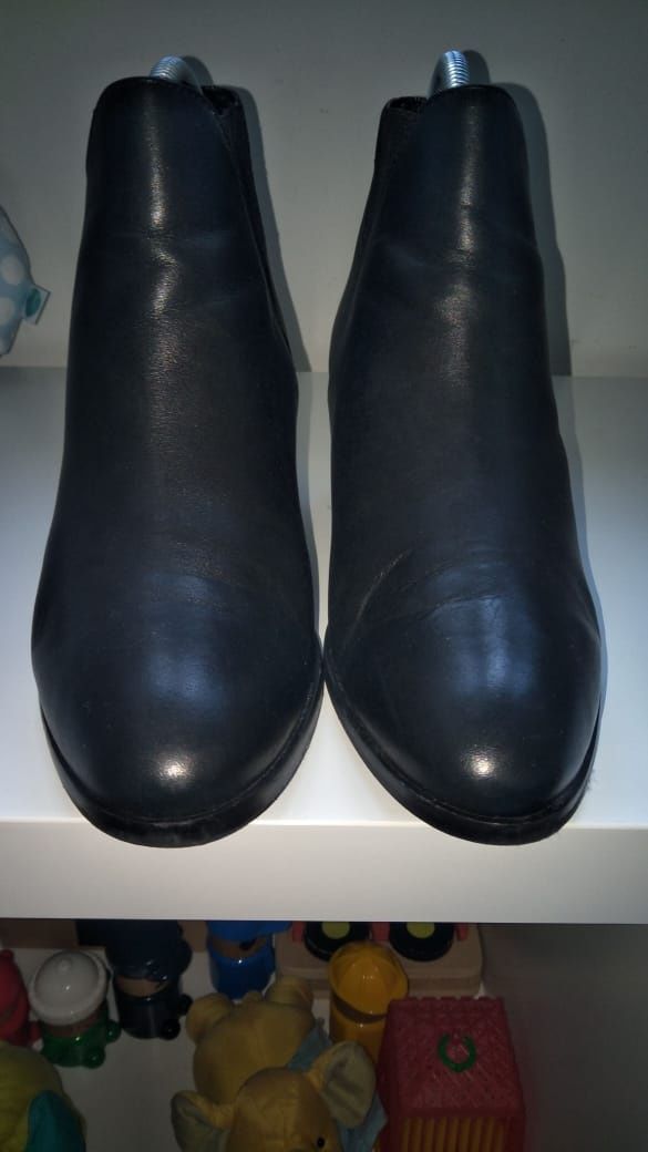 Bota de senhora Benetton