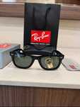 Ray-Ban Wayfarer Sunglasses Black/Green (RB2140)