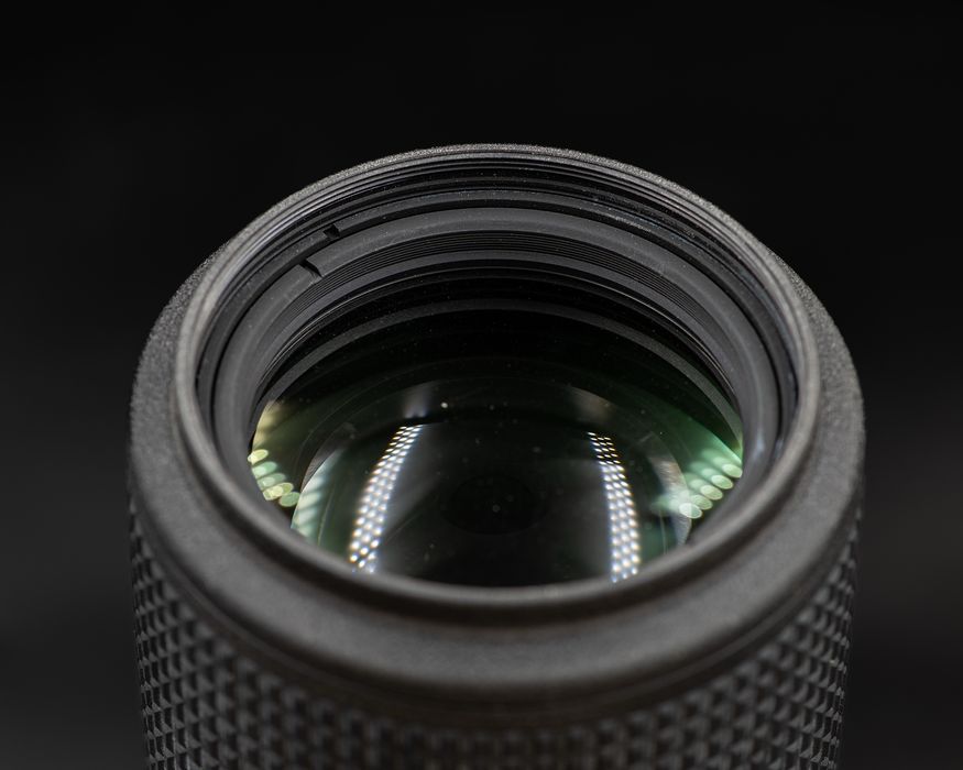 Nikon ED AF Micro Nikkor 200mm 1:4D професійний макрооб'єктив