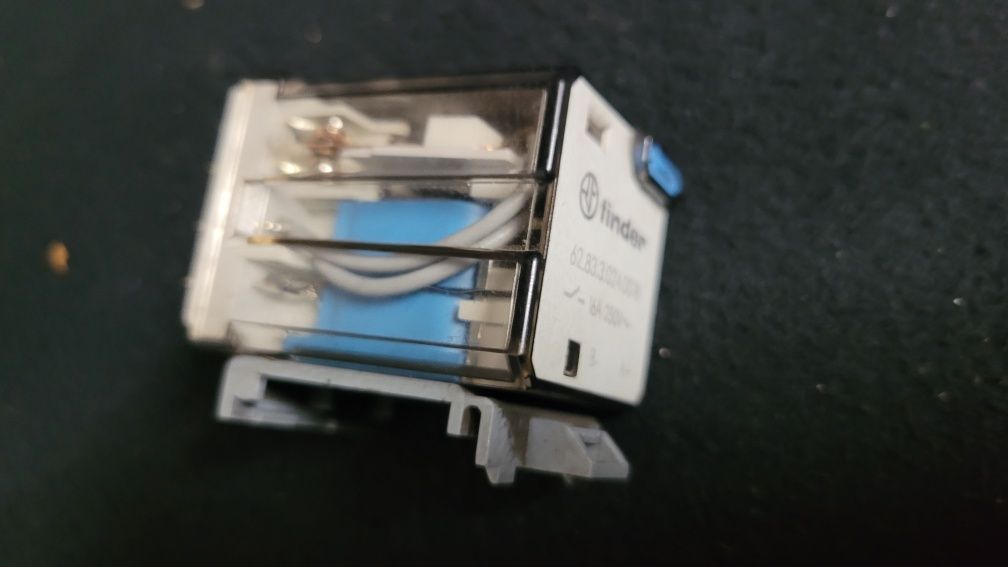 Przekaźnik Finder 16A/250V 3P cewka 24V