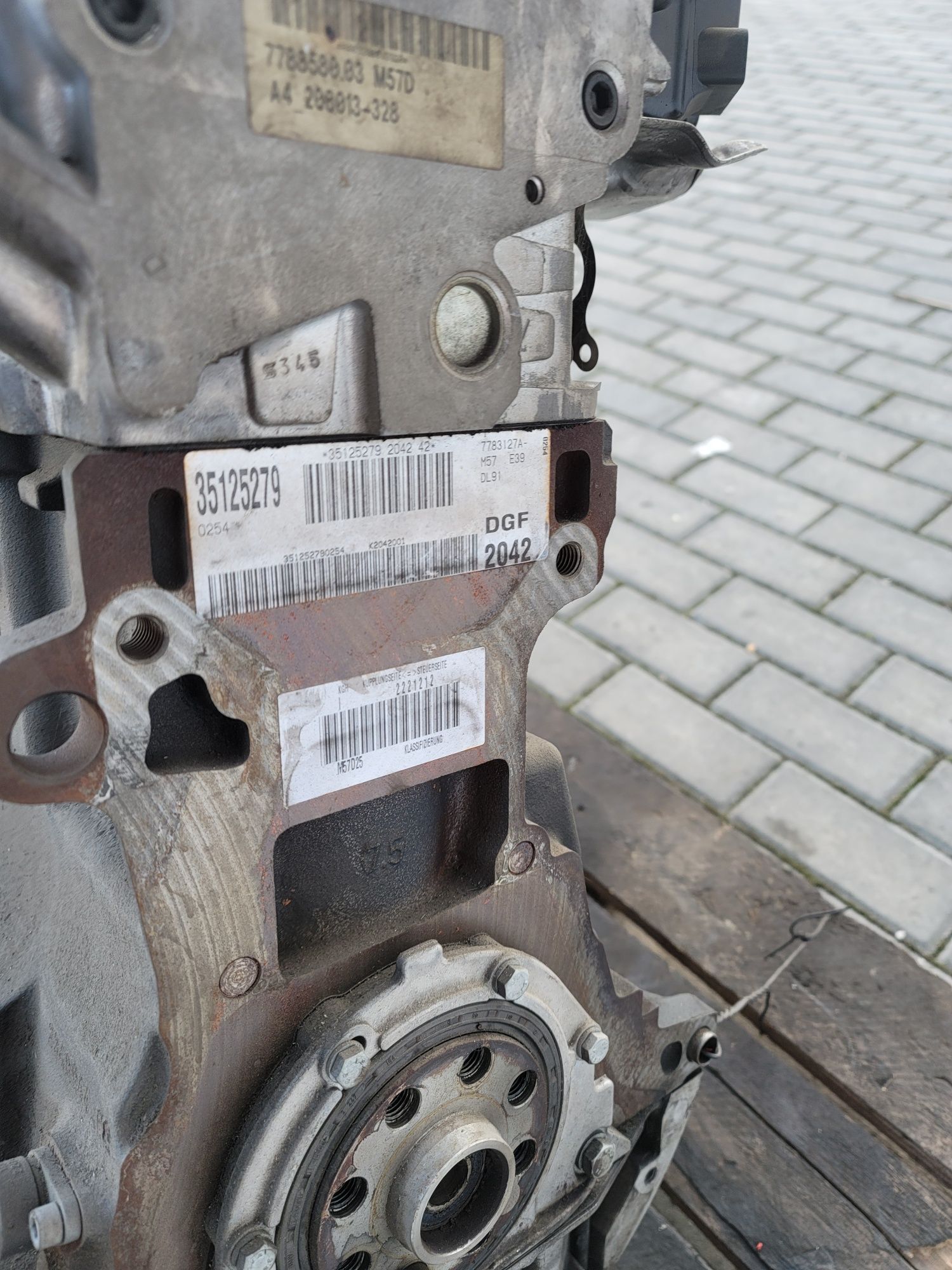 Двигун BMW e39 m57d25 2.5  525 турбодизель