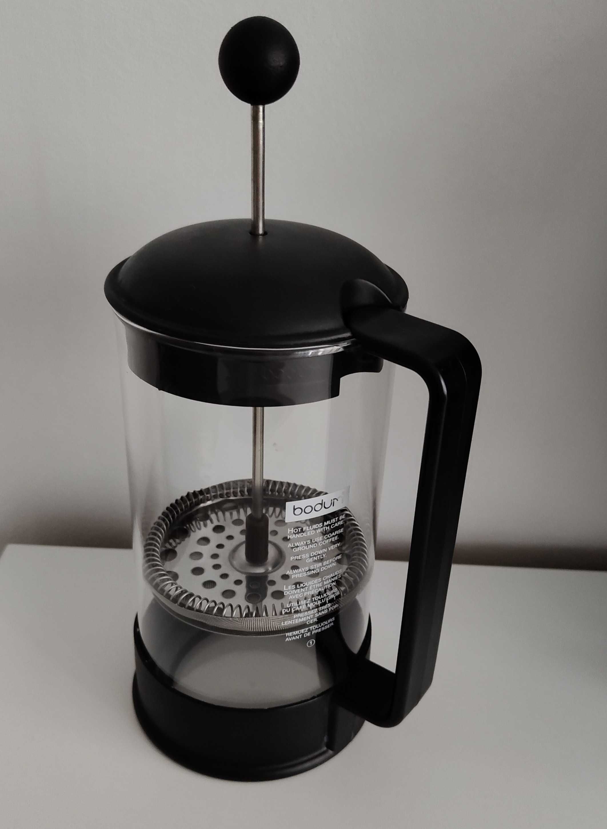 Kawiarka/Zaparzacz francuskiej firmy BODUM 1L