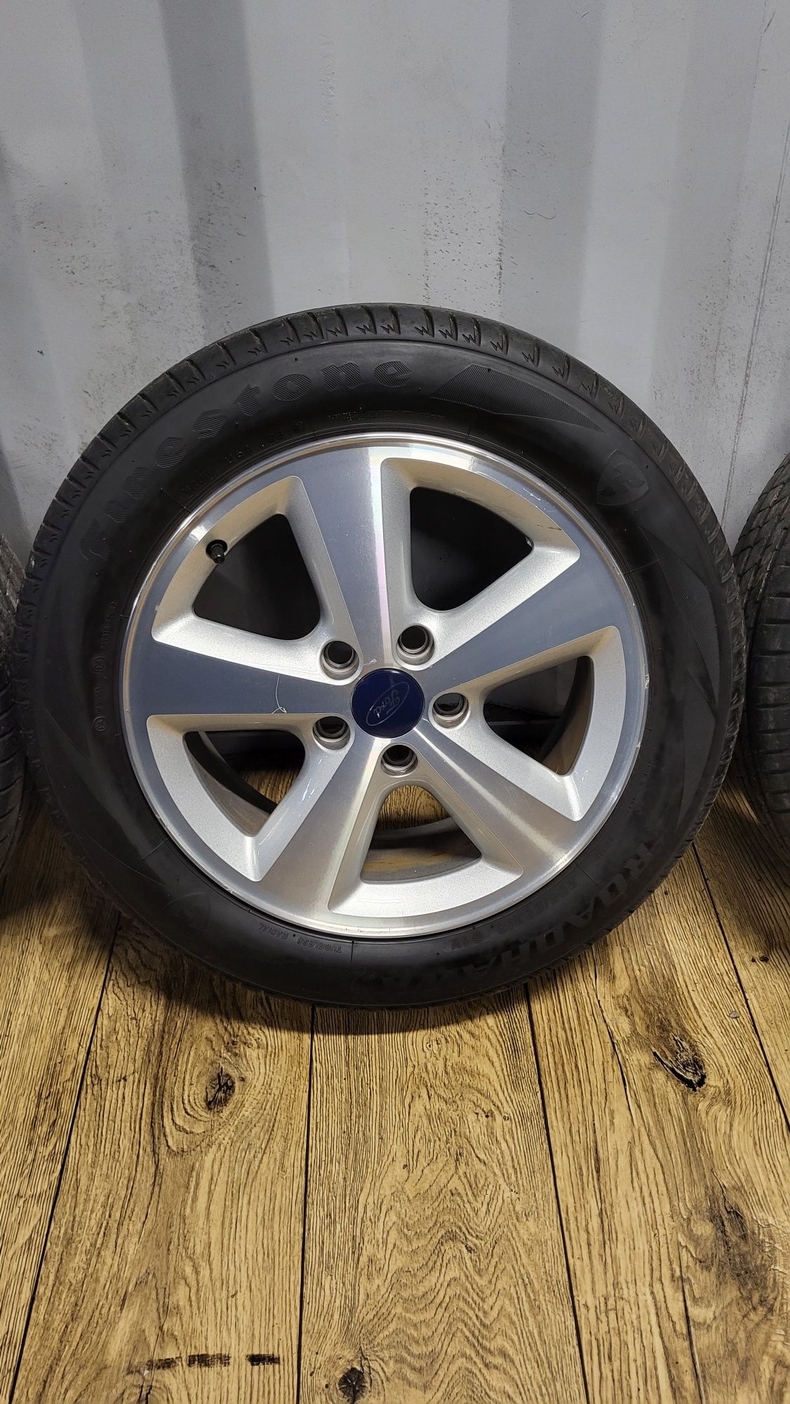 Alufelgi Ford 16" 5x108 z oponami 205/55 R16 Mondeo Focus S-Max C-Max