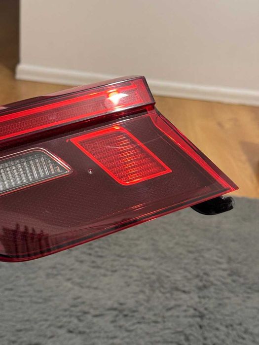 Lampy tylne Tiguan II 2022 (USA), komplet z jednego auta stan idealny