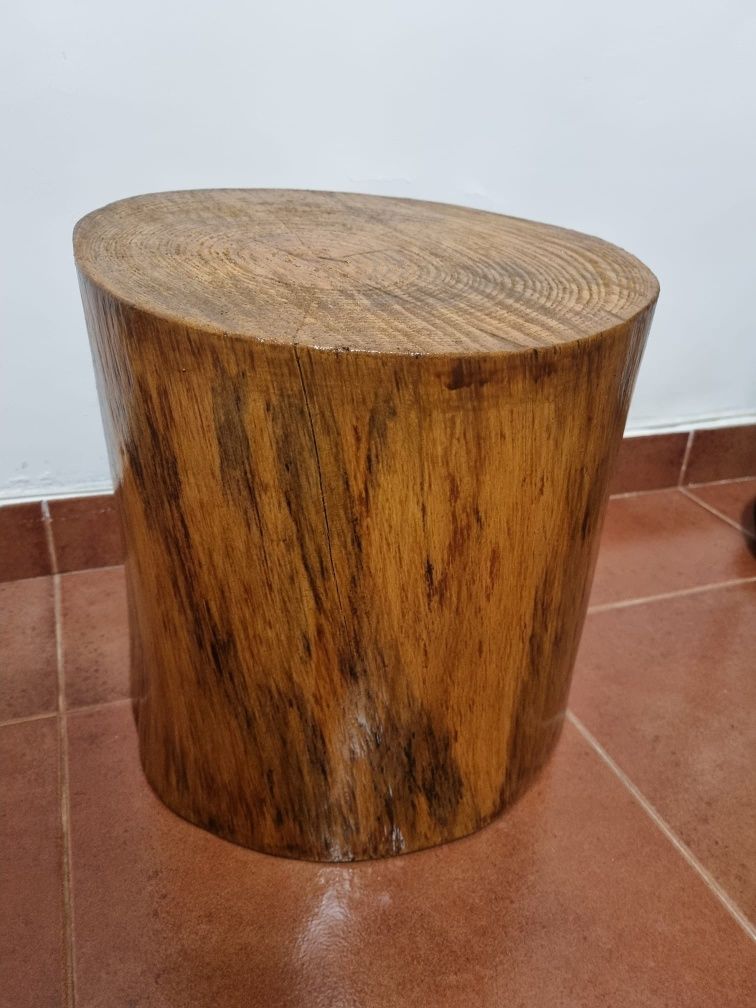 Tronco para apoio de casa