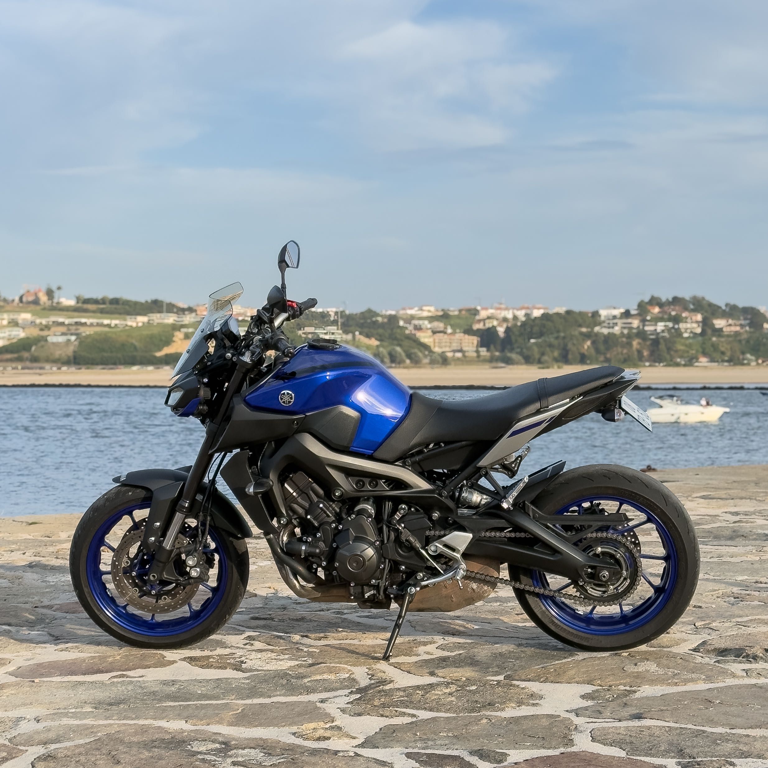 YAMAHA MT 09 de 2017 em excelente estado