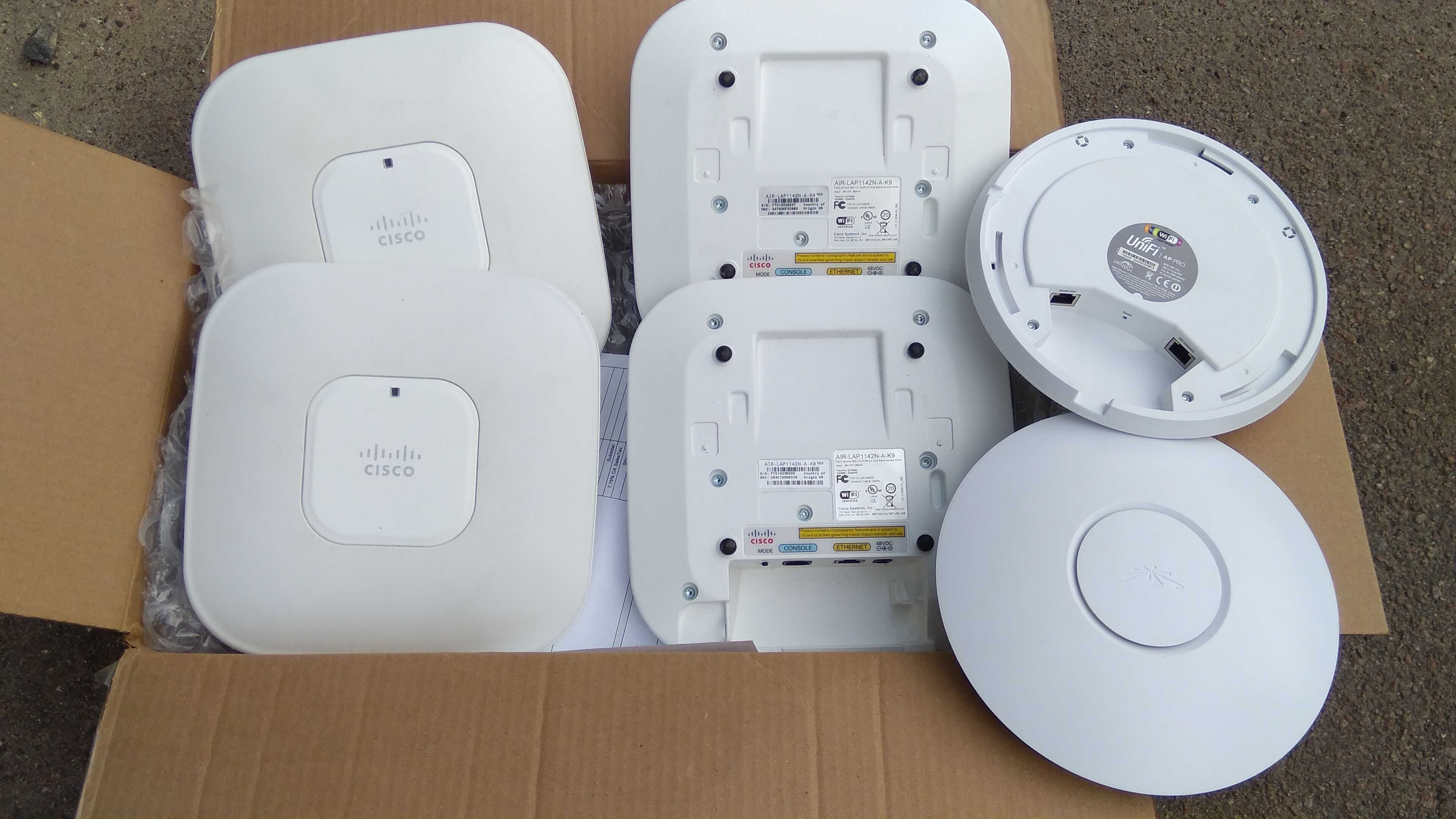 WiFi точка доступу Cisco Air-LAP1142