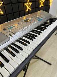ДИНАМІЧНА модель, професійний синтезатор CASIO lk 300, цифрове піаніно