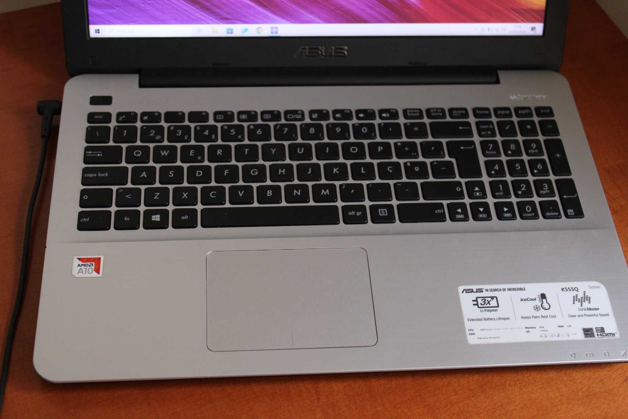 Portátil ASUS X555QG | 8GB RAM | 1TB | Bom Estado