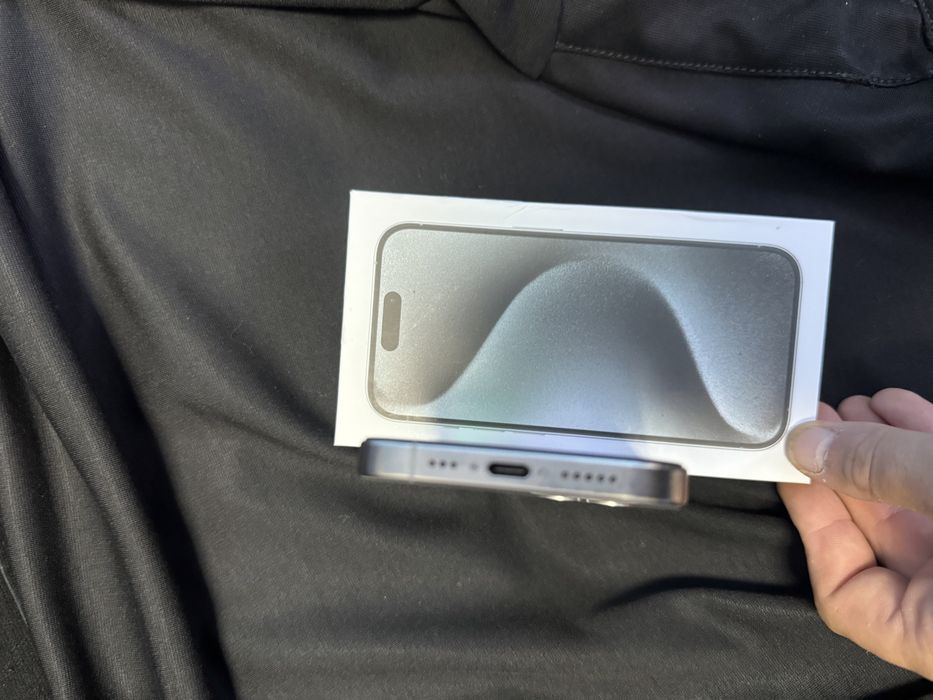 Apple iphone 15 Pro 256Gb White Titanium Физ сим