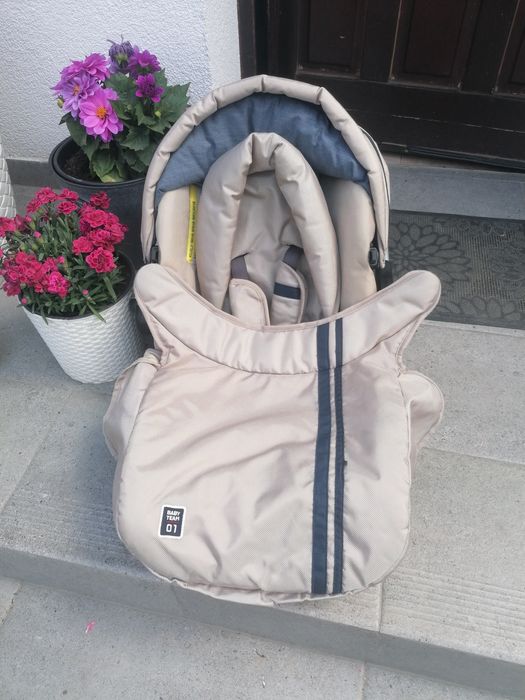 Mutsy nosidełko, fotelik samochodowy