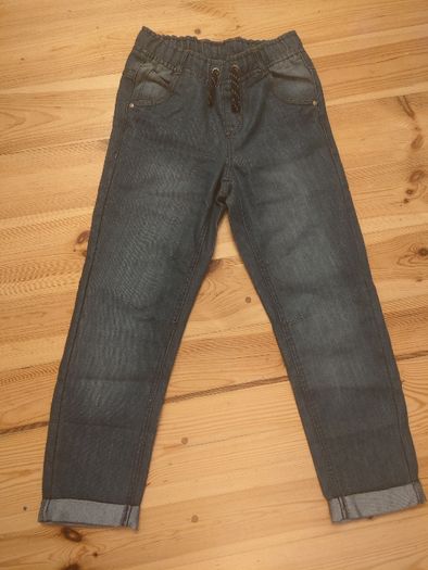 Niebieskie spodnie jeans chłopięce 140 od CoolCLub