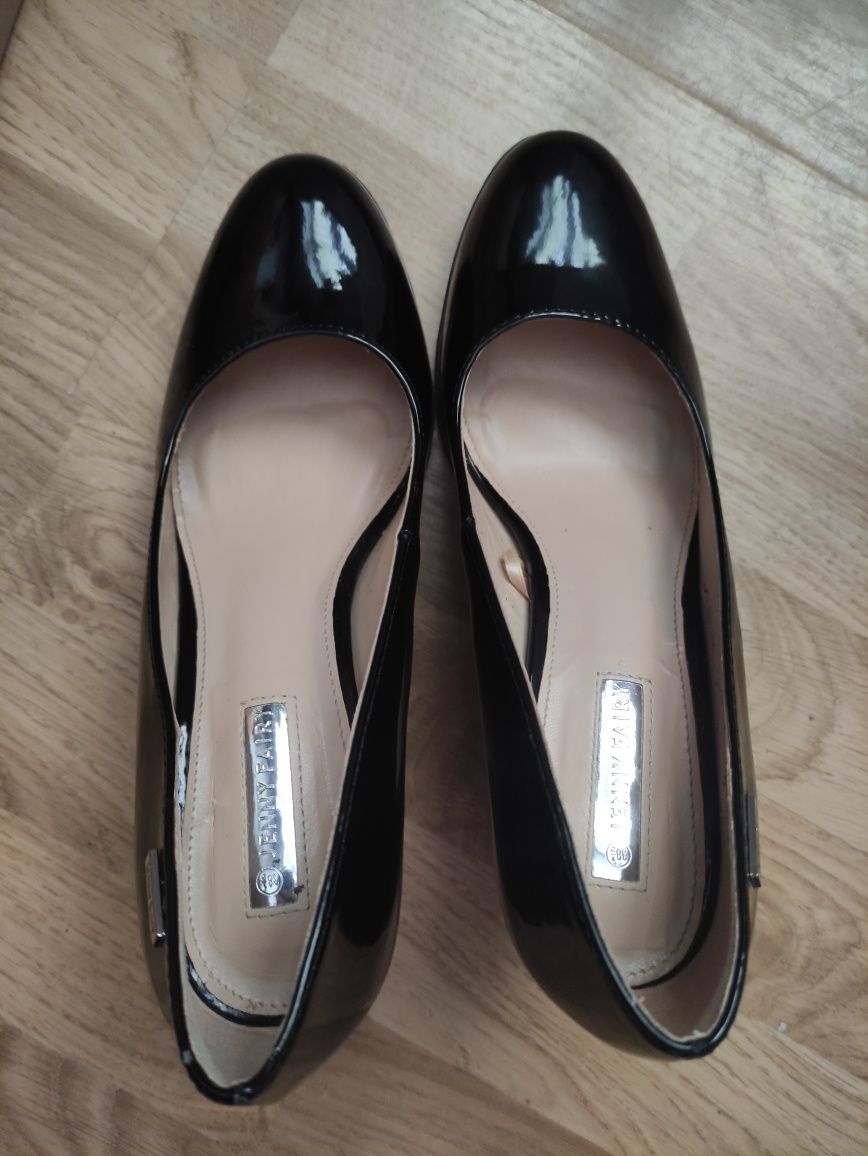 Buty na klocku czółenka damskie czarne