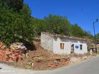 Terreno com ruina, Alte, Algarve