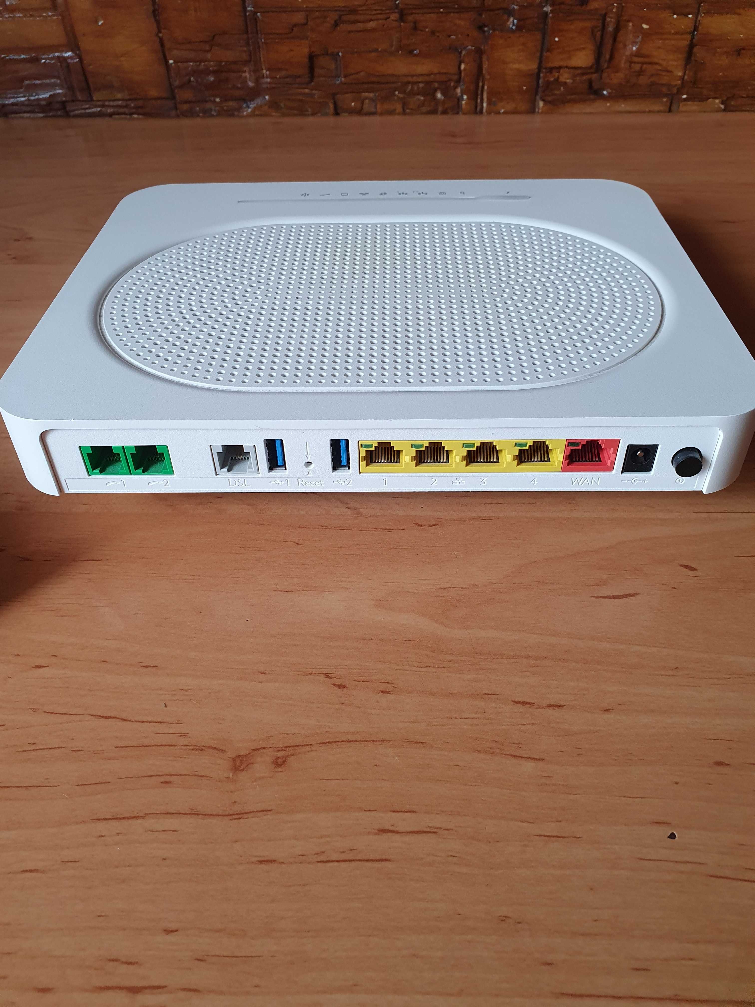 Router WiFi Telia Plus v3 - 5GHz; 2,4GHz idealny