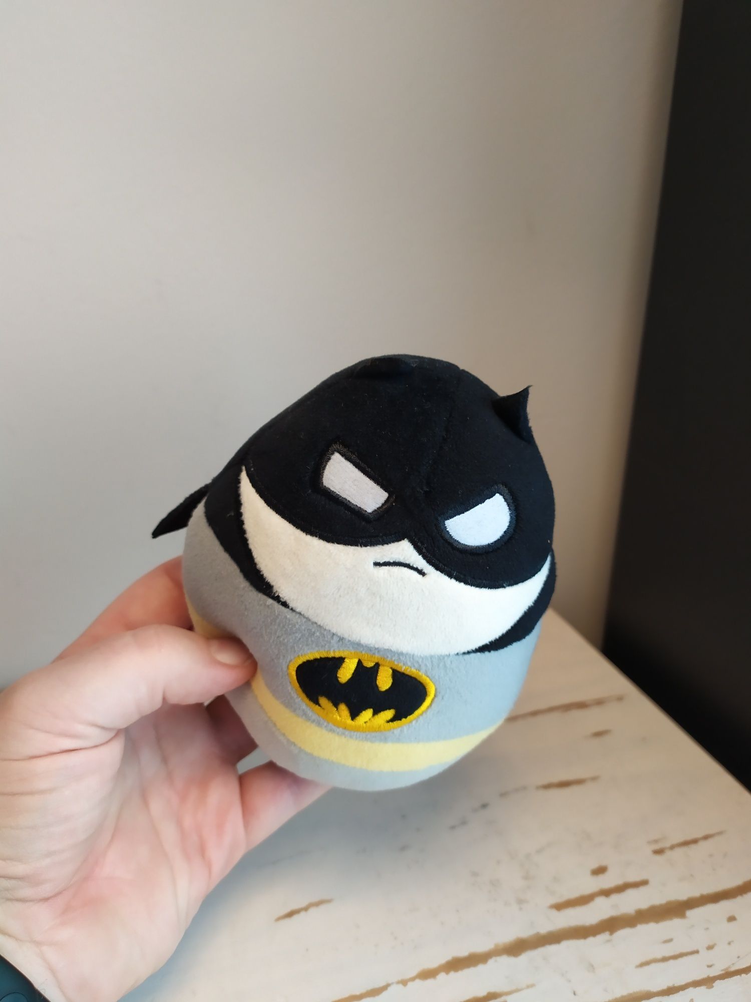 Batman jajo maskotka pluszak przytulanka DC