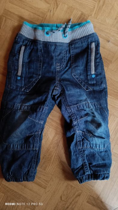 Spodnie jeansowe z polarkiem