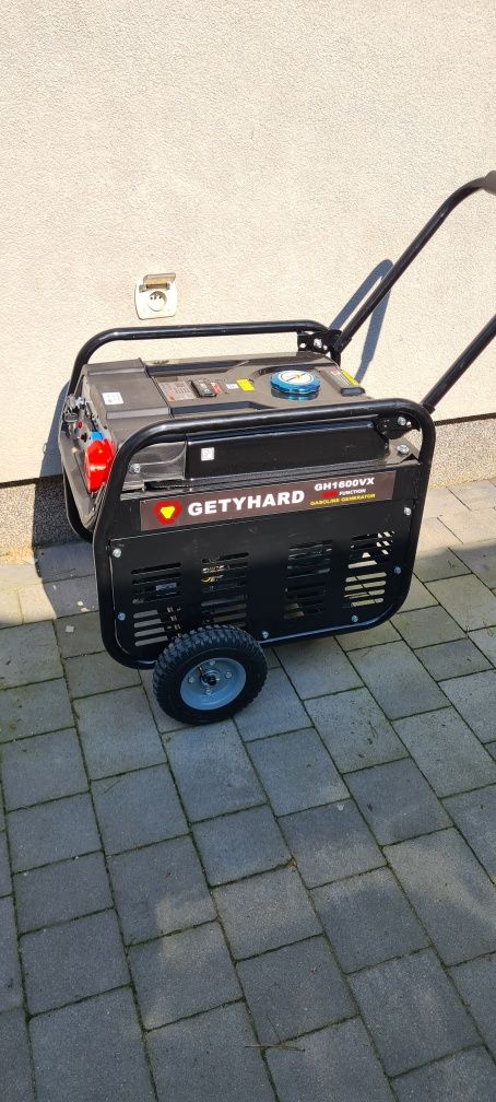 Agregat prądotwórczy Getyhard GH1600VX.