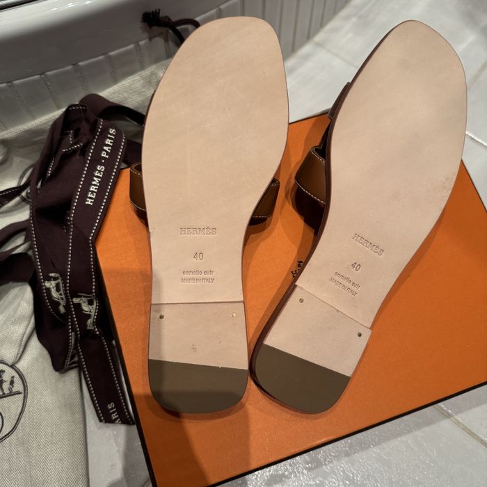 Klapki hermes z pudełkiem