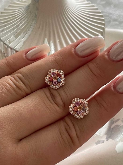 Серебряные серьги 925 пробы с натуральным цветным сапфиром