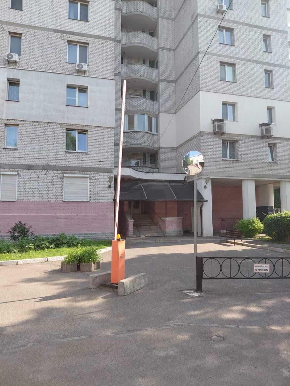 Здам 1-к на Ратушного, 9 А. Парк. Метро " Олімпійська"- 10 хвилин