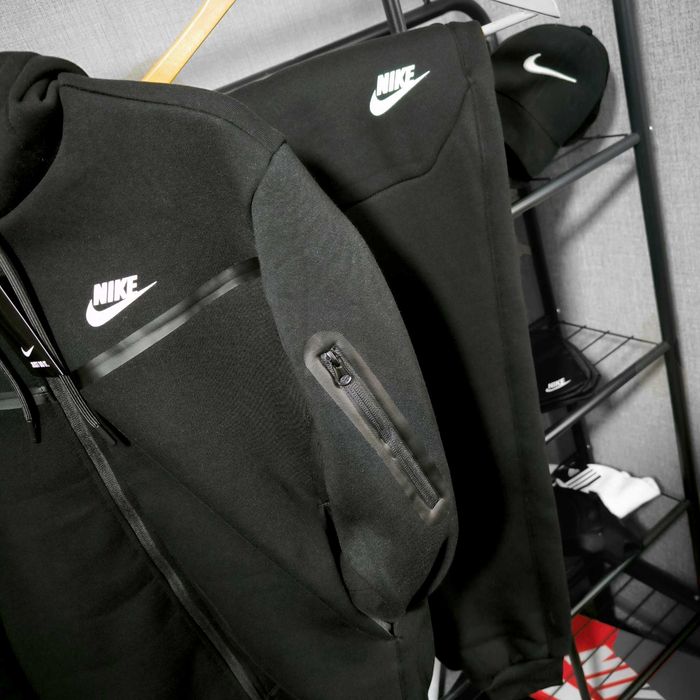 Знижка Зимовий чоловічий спортивний костюм Nike чорний ТОП