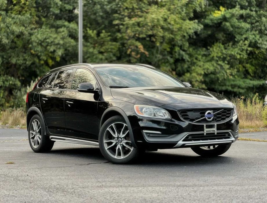 Volvo V60 Cross Country      2016