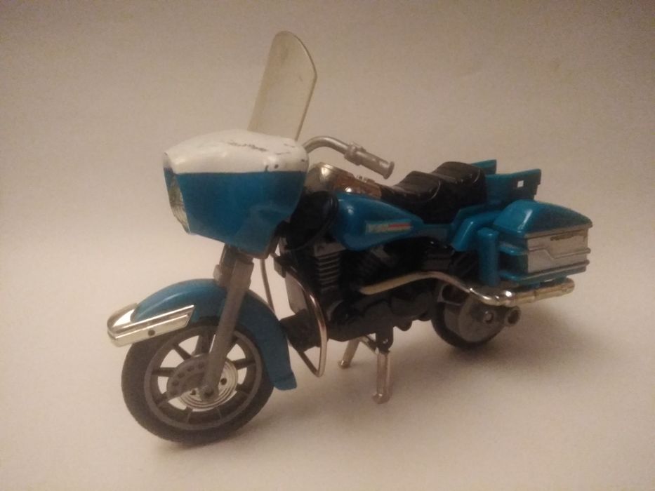 Motor Easy Rider motocykl Yamaha V-50 patrol policji