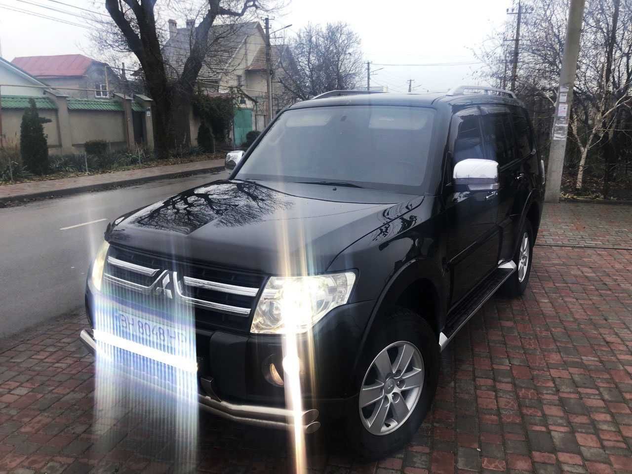 Mitsubishi Pajero Wagone MAXIMAL (3.0 газ/бензин, кожа, панорама)