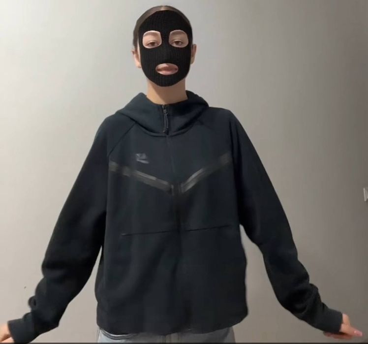 Жіноча зіп худі Nike tech fleece