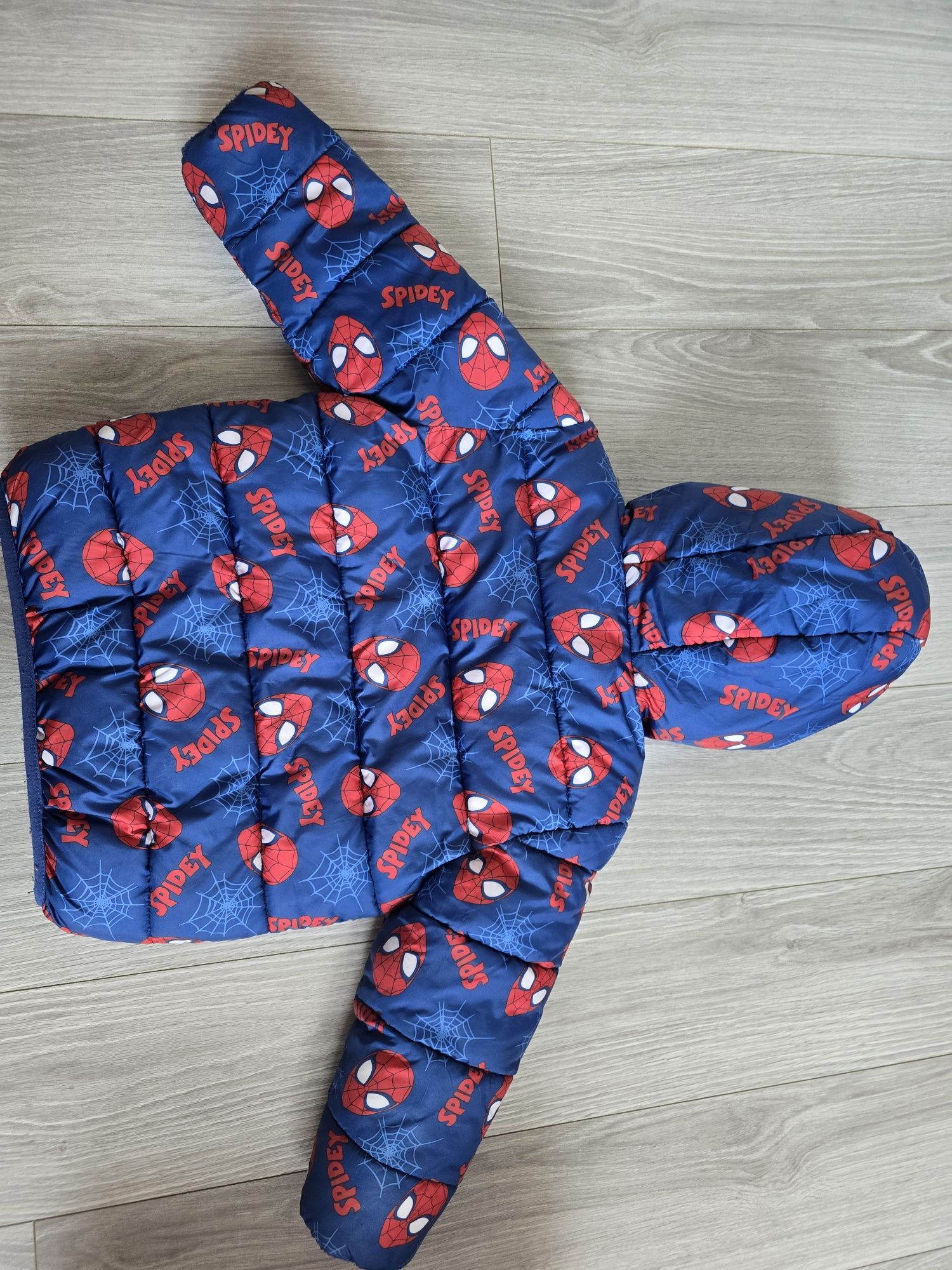 Kurtka zimowa spiderman 110 116