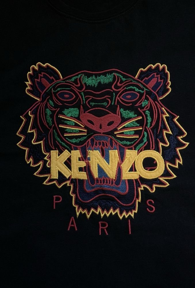 футболка Kenzo в новом стані, вишите лого