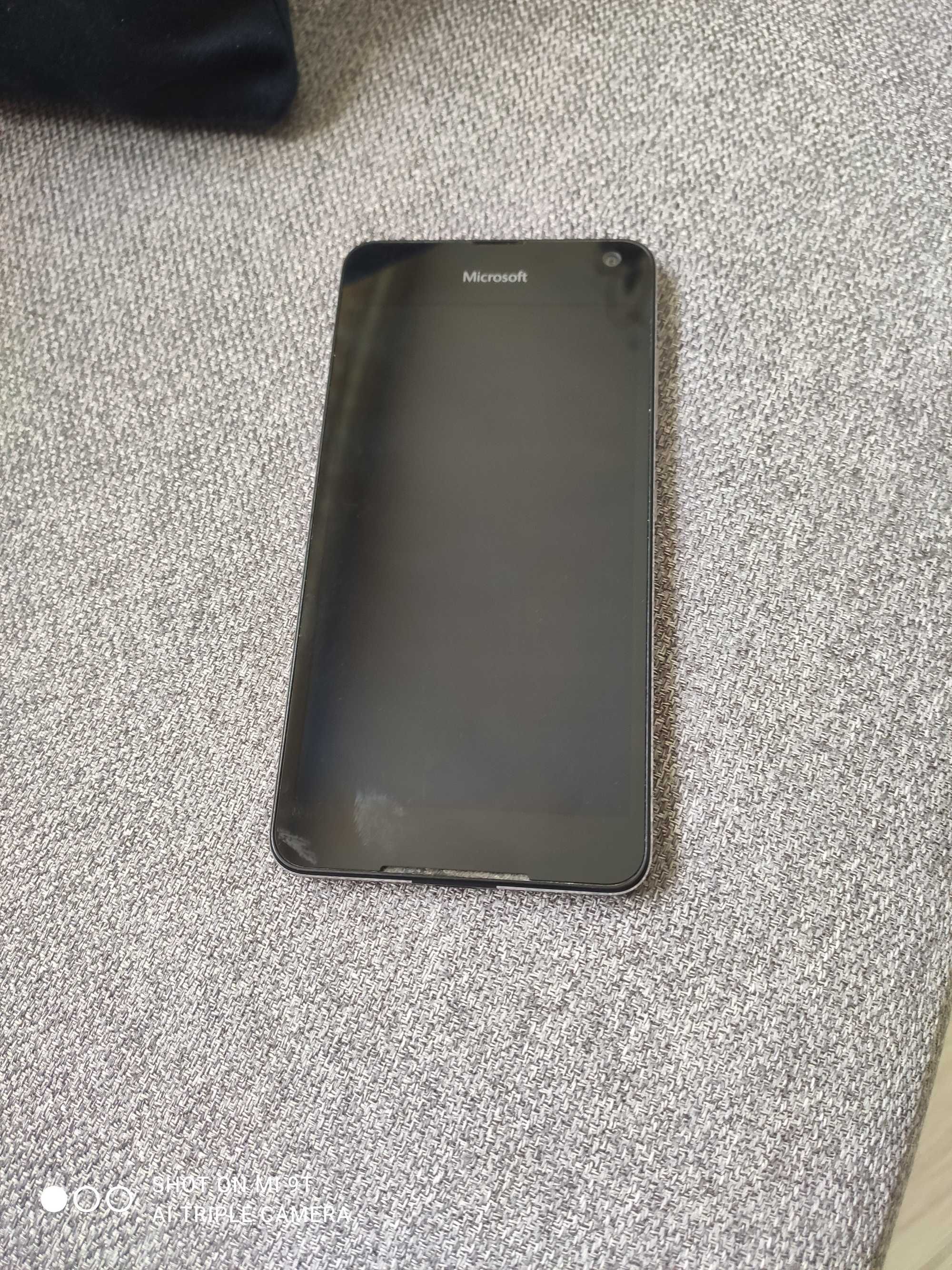 smartfon motorola e20   + microsoft gratis