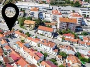 Moradia Geminada -  Stª Clara - Coimbra