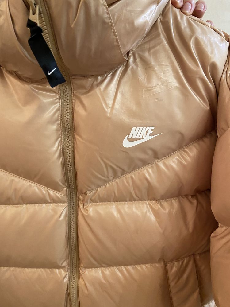Пуховик Nike М
