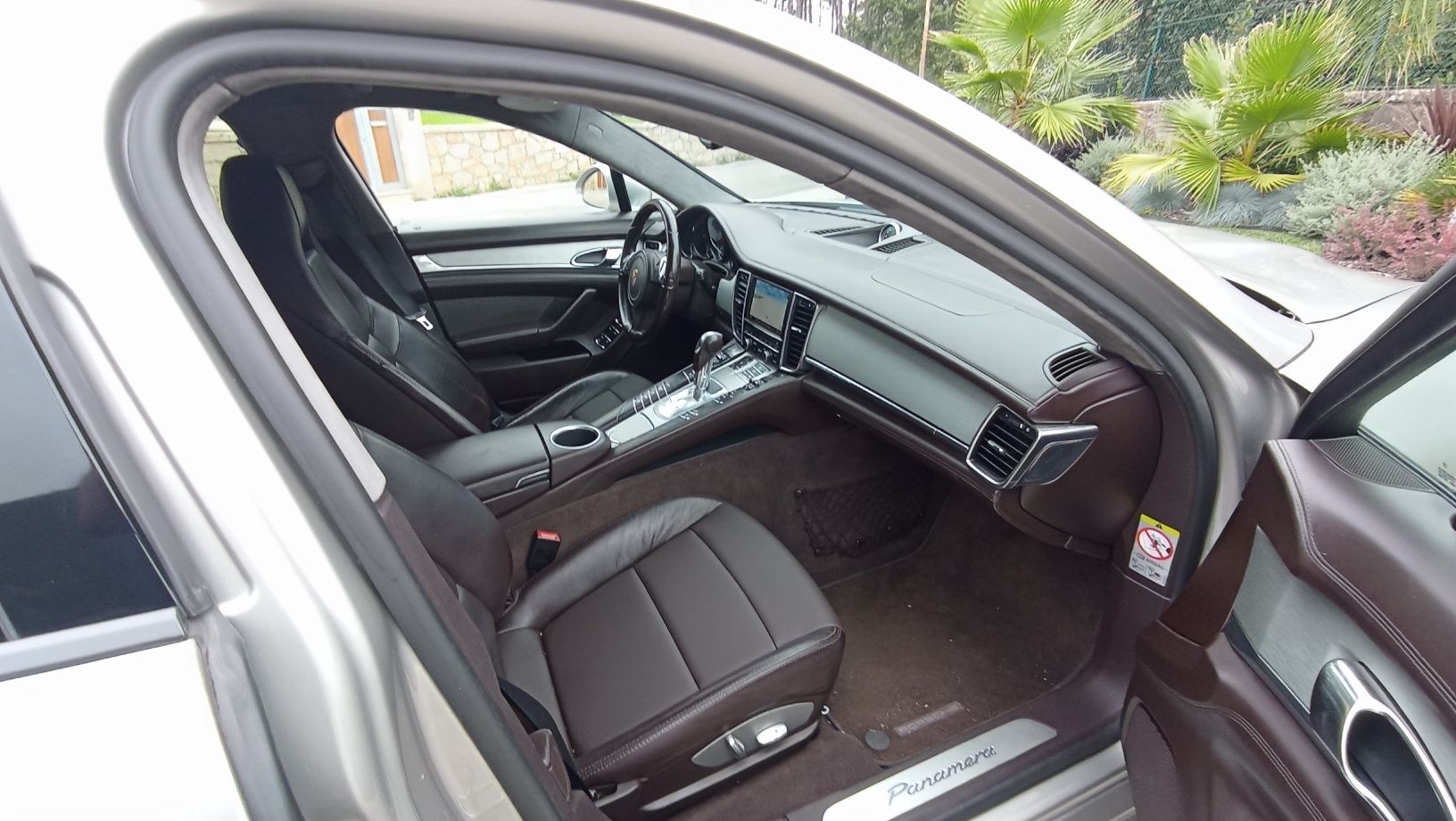 Porsche Panamera Nacional