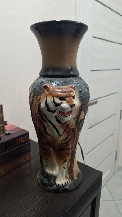 Ваза "Тигр" висота 42см