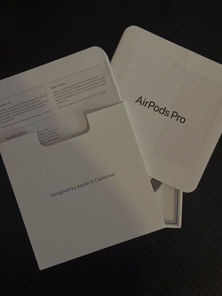 Oryginalna sluchawka AIRPODS PRO 2 GEN. z etui Lightning z Mag safe