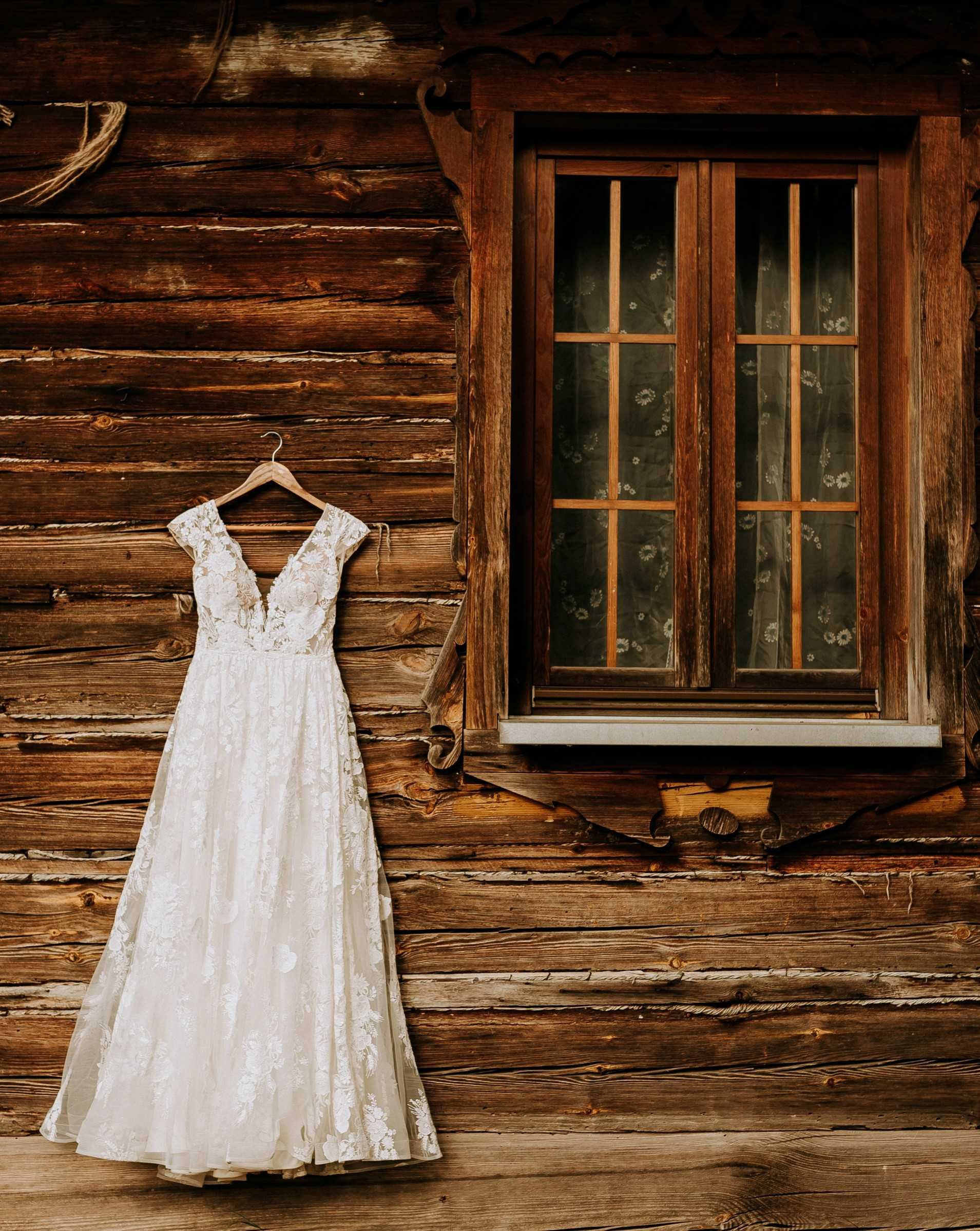 Niepowtarzalna suknia ślubna w stylu BOHO od Dama Couture!