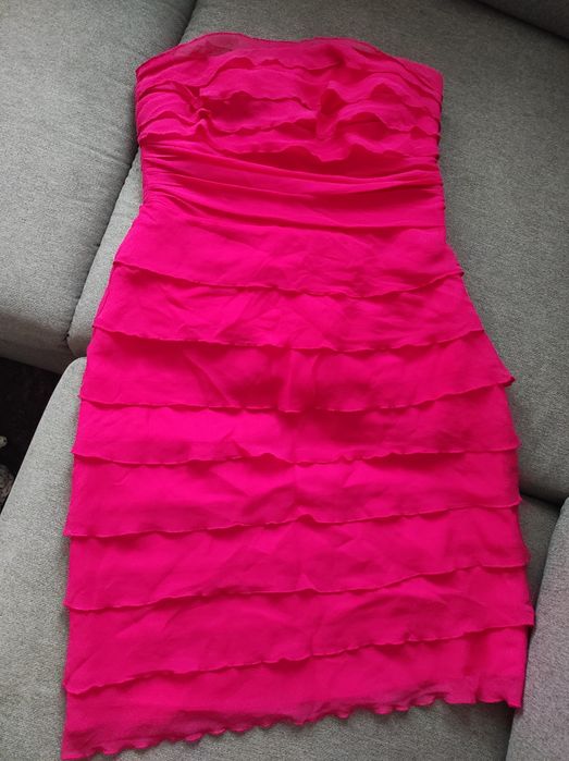 Różowa sukienka ołówkowa S/M