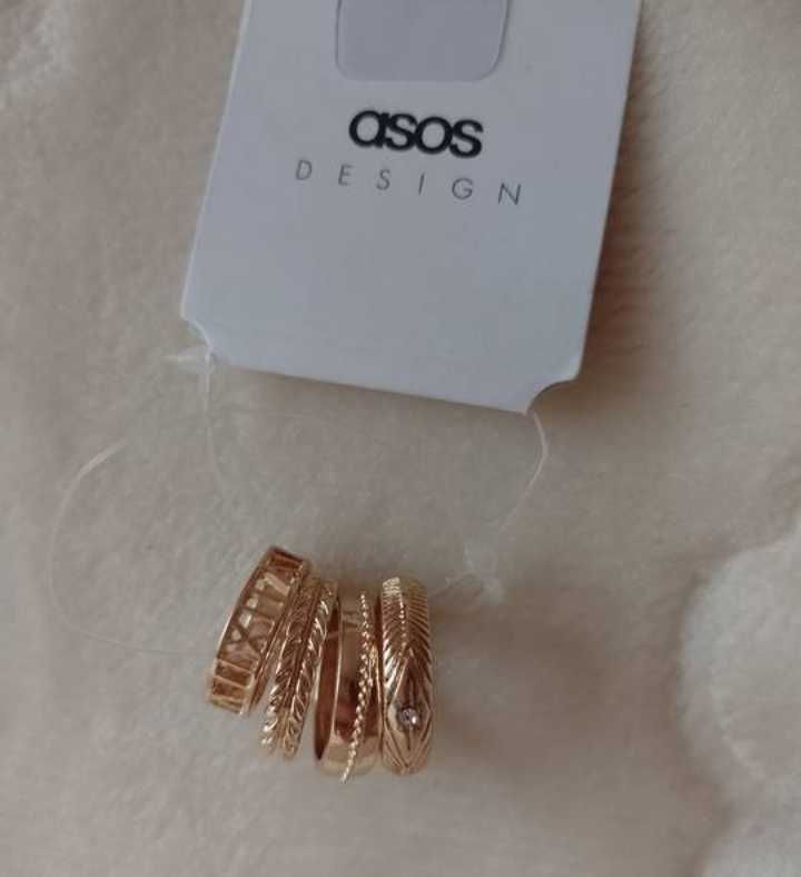 ASOS/ Zestaw pierścionków, 4 x pierścionek obrączka z Londynu, NOWY