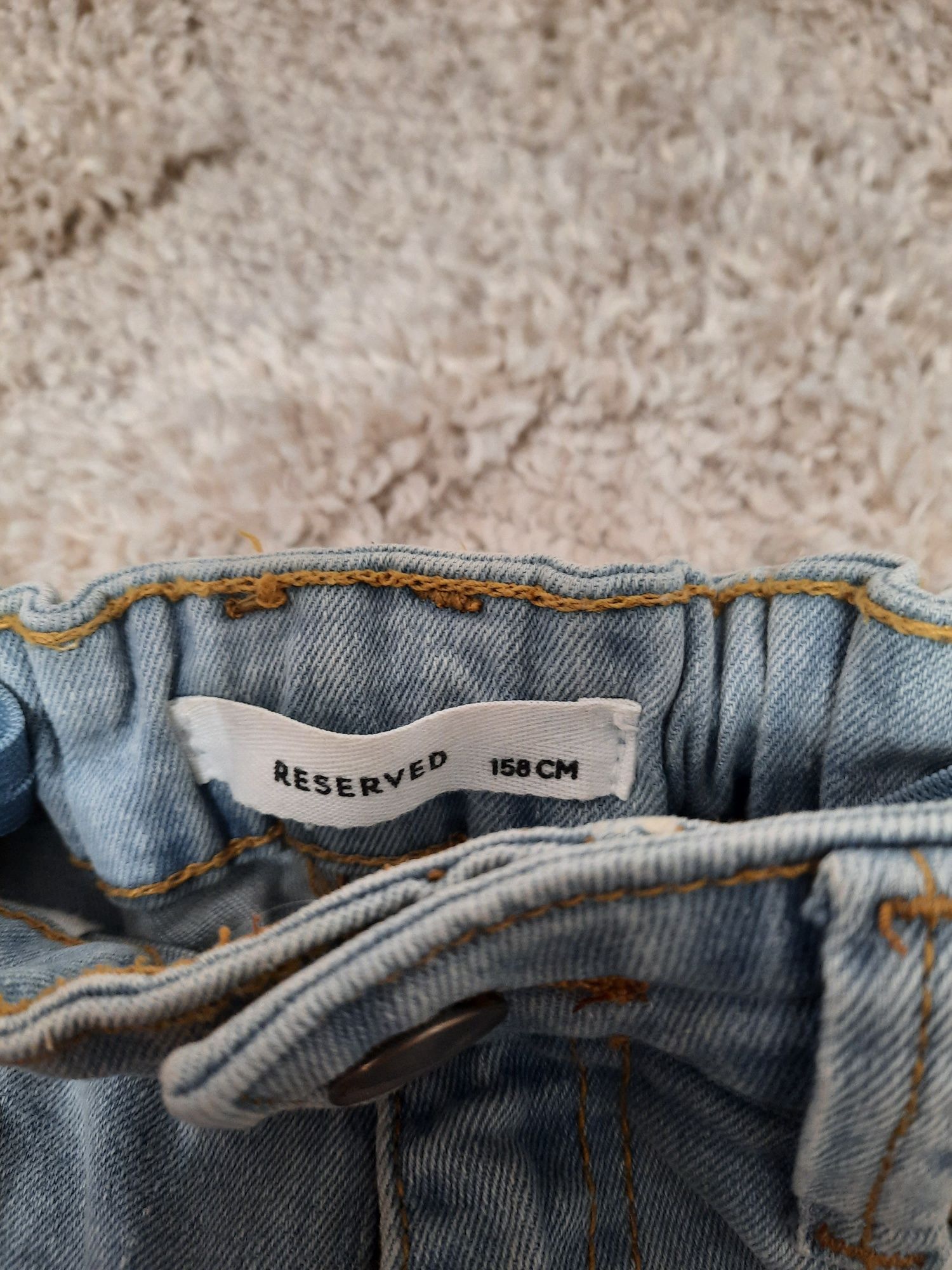 Spodnie jeansy rozmiar 158 Reserved jak nowe