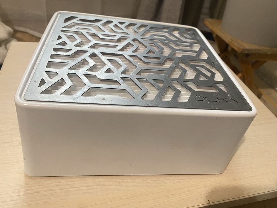 Витяжка для манікюра