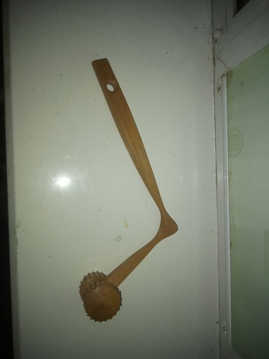 Продам массажёр для спины