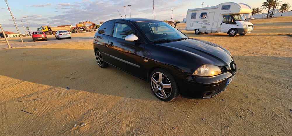 Seat ibiza 6l PD 130 5 lugares