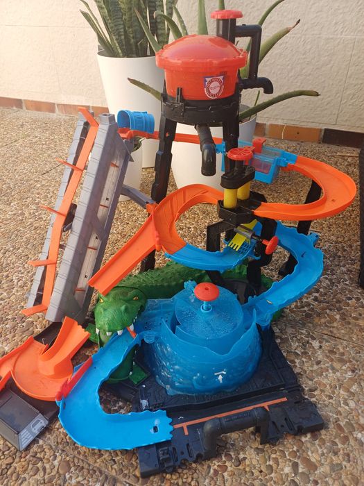 Pista Hot Weels lava Jato