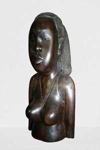 Escultura em Pau Ferro - Mulher Macombe